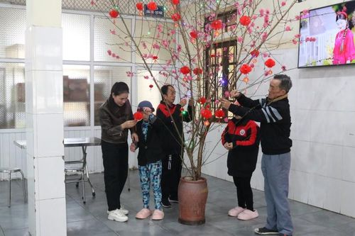 Xuân về tại mái ấm đặc biệt