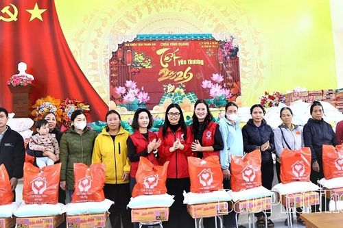 Lan tỏa yêu thương trước thềm Xuân Bính Ngọ