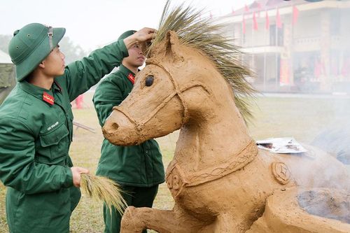 Xuân sớm ở 'Ba Tám Hai'