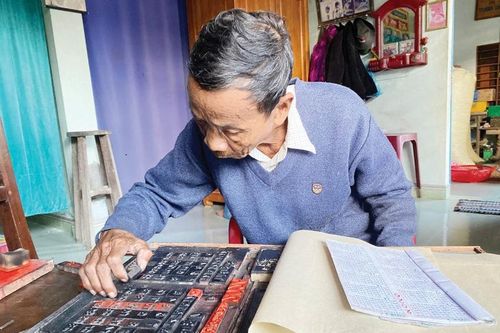 Nghe gió xuân về trong tranh làng Sình