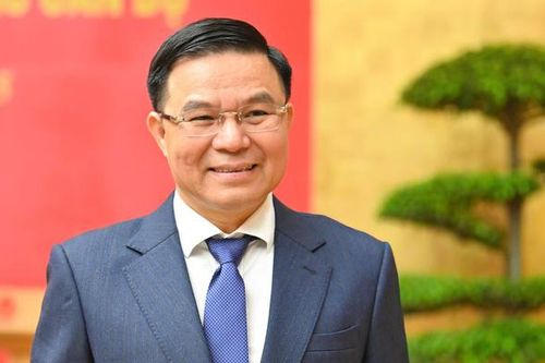 Quyền Bộ trưởng Lê Mạnh Hùng gửi thư chúc mừng năm mới tới các thế hệ cán bộ, công chức, viên chức, người lao động ngành Công Thương