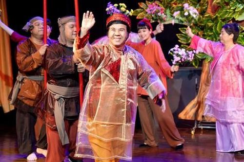 Sân khấu kịch tất bật sáng đèn dịp tết Nguyên đán Bính Ngọ