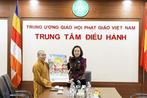 Phó Chủ tịch Quốc hội Nguyễn Thị Thanh t hăm, chúc Tết Trung ương Giáo hội Phật giáo Việt Nam