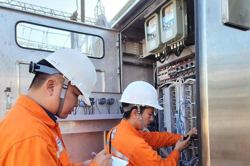 Ngành điện miền Nam chủ động bảo đảm cung cấp điện an toàn, liên tục dịp Tết Bính Ngọ 2026