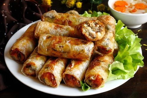 Cách làm nem rán thơm ngon, giòn rụm cho mâm cỗ ngày Tết