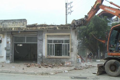 Xã Tam Hưng giải quyết 'điểm nghẽn' trong quản lý đô thị