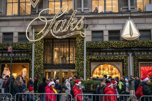 Saks Global nộp đơn phá sản