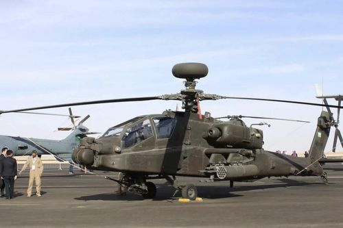 Ả Rập Xê Út trưng bày trực thăng tấn công AH-64 Apache tại World Defense Show 2026
