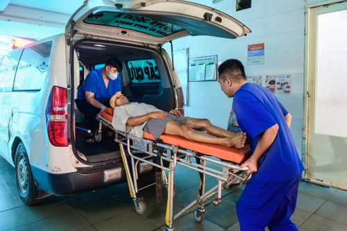 Hàng trăm ca cấp cứu mỗi ngày ở bệnh viện tuyến cuối của TP.HCM
