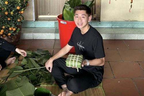 Tuyển thủ U23 Việt Nam làm điều đặc biệt ngày Valentine