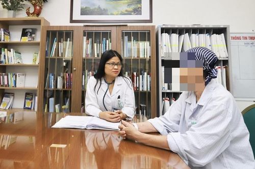 Bác sĩ chia sẻ chế độ ăn uống ngày Tết với người bệnh ung thư