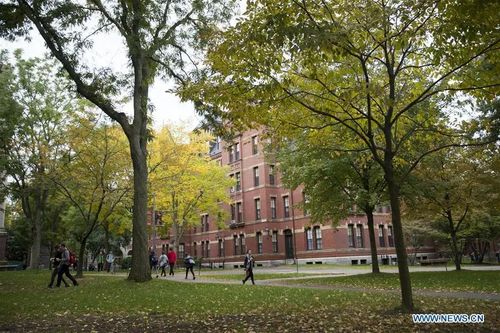Chính phủ Mỹ kiện Đại học Harvard