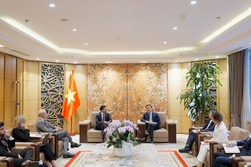 Petrovietnam mở rộng hợp tác quốc tế, giải bài toán chuyển dịch năng lượng và giảm phát thải