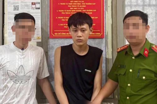 Bắt nghi phạm dùng dao khống chế, xâm hại nữ sinh trên cầu vượt Vành đai 3
