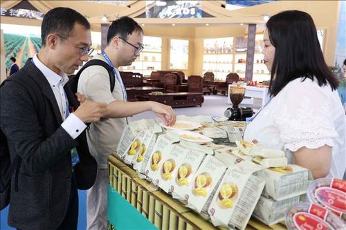 Các sản phẩm của Việt Nam và Trung Quốc ngày càng được người tiêu dùng ưa chuộng
