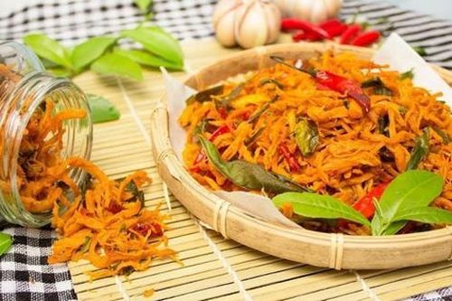 Mẹo hay làm khô gà xé cay đậm vị đón Tết, đã ăn là không thể ngừng