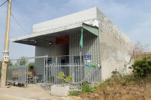 Thiếu nữ dùng kéo sát hại bạn trai trong nhà trọ