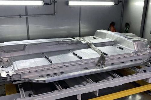 Trung Quốc sắp công bố tiêu chuẩn pin thể rắn