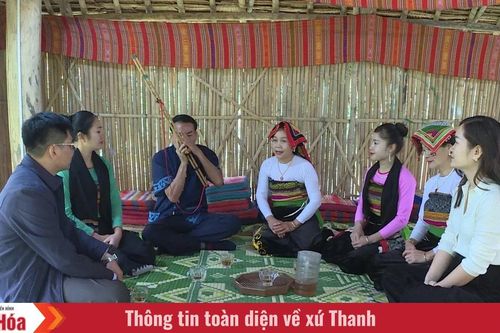 Vấn vương câu khặp ngày xuân
