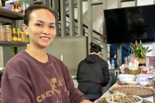 Từ mâm cơm an lành đến sẻ chia đầu năm