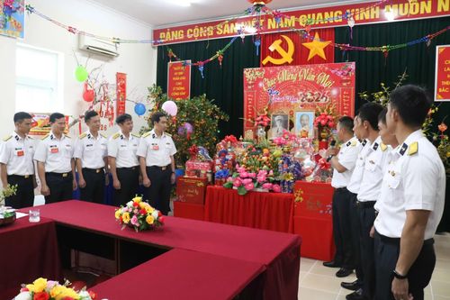 Hội thi trang trí phòng đón xuân tại Lữ đoàn 189 Hải quân