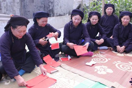 Xuân về bản Sán Chỉ