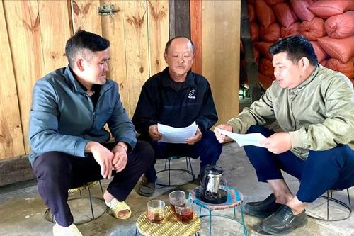 Người có uy tín - điểm tựa lòng dân ở Trạm Tấu