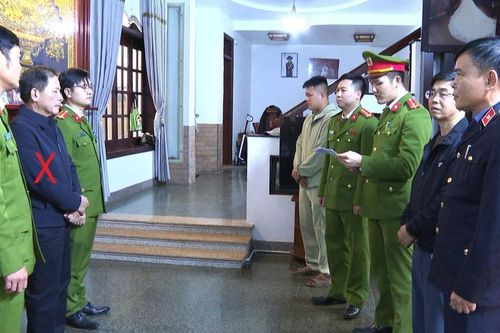 Thanh Hóa khởi tố lãnh đạo hai doanh nghiệp xe điện trốn thuế tại Sầm Sơn