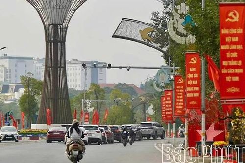 Chỉnh trang đô thị - chuẩn bị cái Tết gọn gàng cho phố