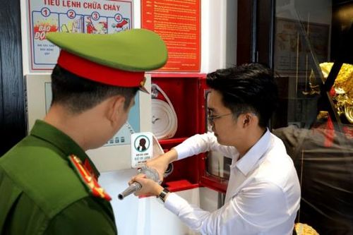 Tây Ninh phòng ngừa 'bà hỏa' tại các nhà nghỉ, khách sạn dịp Tết
