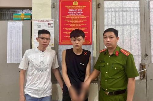 Giả vờ hỏi đường rồi dùng dao khống chế để hiếp dâm bé gái