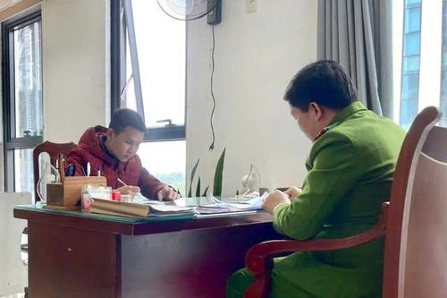 Khởi tố vụ án 2 xe máy đâm nhau tại cầu Hòa Bình làm 2 người tử vong