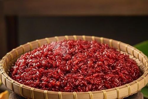 Bí quyết đồ xôi '2 lửa' để hạt căng bóng, dẻo thơm trọn vị Tết