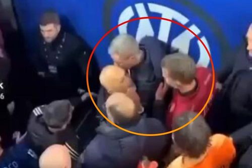 Phút hỗn loạn khi Juventus thua Inter