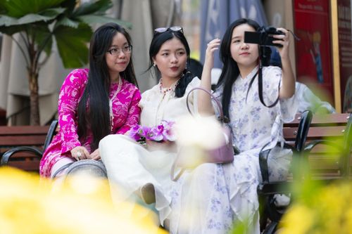 Cách hạn chế 'tiêu tiền như nước' dịp Tết