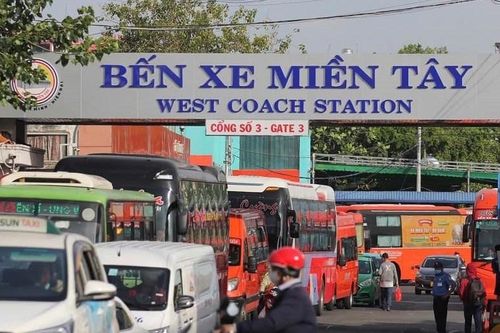 Bến xe Miền Tây kiểm soát xe dù bằng camera AI, xử phạt nguội tại chỗ dịp cận Tết