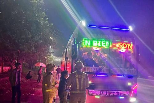 Một ngày phát hiện 16 xe khách chở quá số người quy định tại Phú Thọ