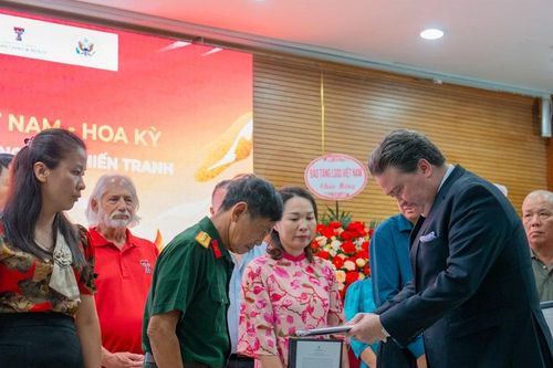 Hành trình đưa những người lính 'trở về' trong mùa đoàn viên