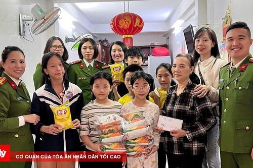 Lực lượng Công an TP. Hải Phòng chia sẻ yêu thương dịp Tết