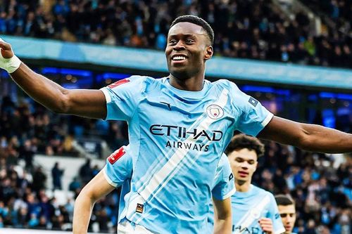 Marc Guehi khai hỏa, Man City thẳng tiến FA Cup