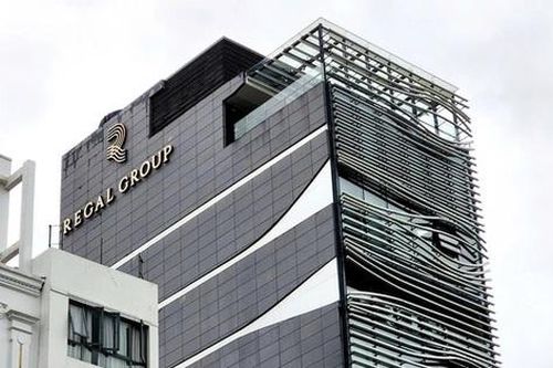 Lãi giảm gần một nửa, thu nhập lãnh đạo Regal Group vẫn tăng gấp 4 lần