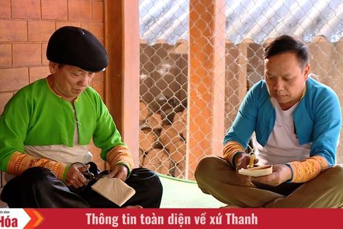 Rộn ràng không khí Tết của người Mông ở bản Pù Đứa