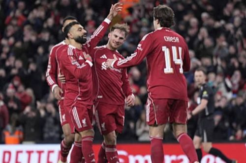 Salah rực sáng, Liverpool đè bẹp Brighton 3-0 để tiến vào vòng 5 FA Cup