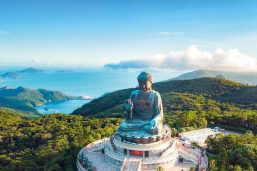 Đảo Lantau: Khám phá thiền viện 120 năm tuổi và đại tượng Phật khổng lồ tại Hong Kong