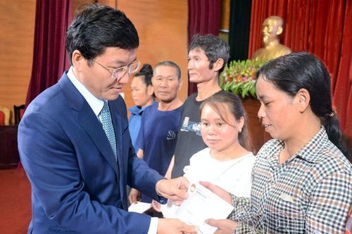 Phát huy vai trò chủ thể của nhân dân, xây dựng khối đoàn kết các dân tộc tỉnh Điện Biên trong giai đoạn mới