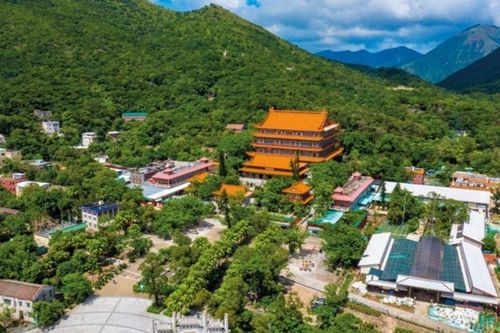 Đảo Lantau: Hành trình chiêm bái thiền viện 120 tuổi và tượng Đại Phật tại Hong Kong