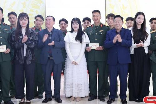 Sôi nổi hội thi 'Gói bánh chưng xanh'