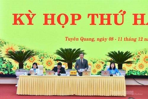 Xứng đáng là người đại biểu nhân dân