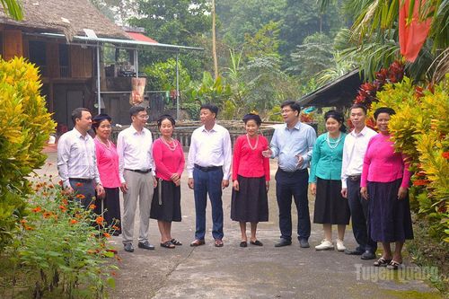 Giữ làng sạch đẹp