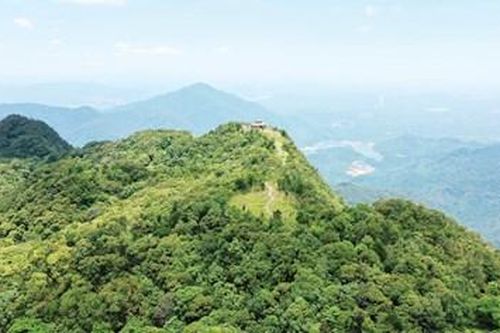 Bạch Mã 'tung vó' cho miền du lịch